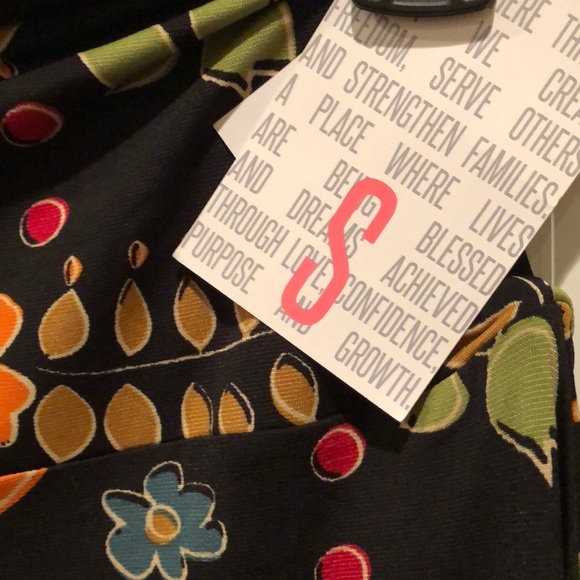 LulaRoe Maxi - Picture 4 of 4